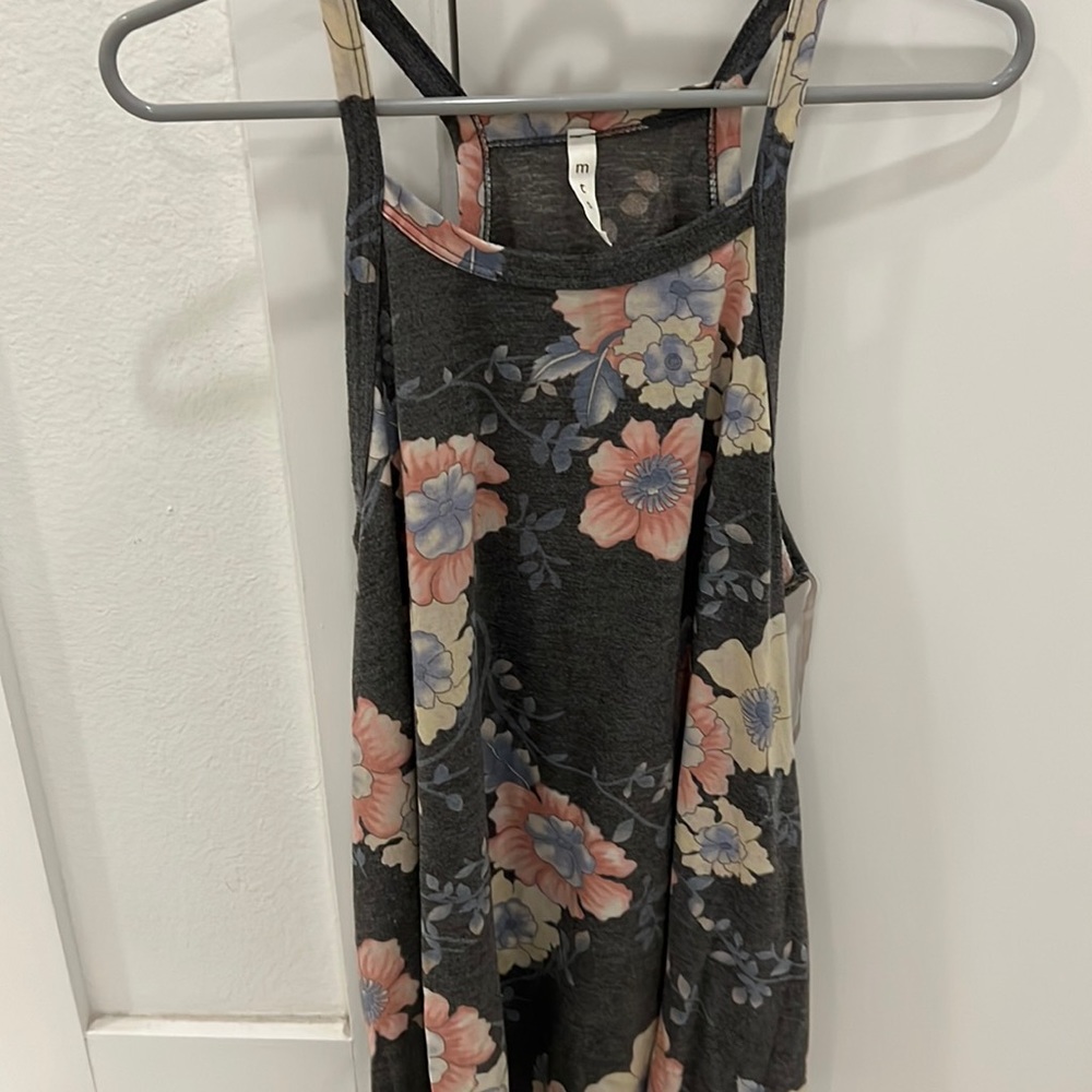 Gray top with flowers